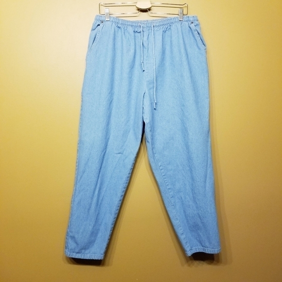 Bobbie Brooks | Women's Vintage Light-Wash Mom Jeans (Size 20WP) - Picture 2 of 10